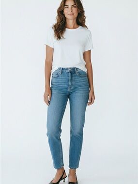 Steve Madden Black Pointed Toe Kitten Heels